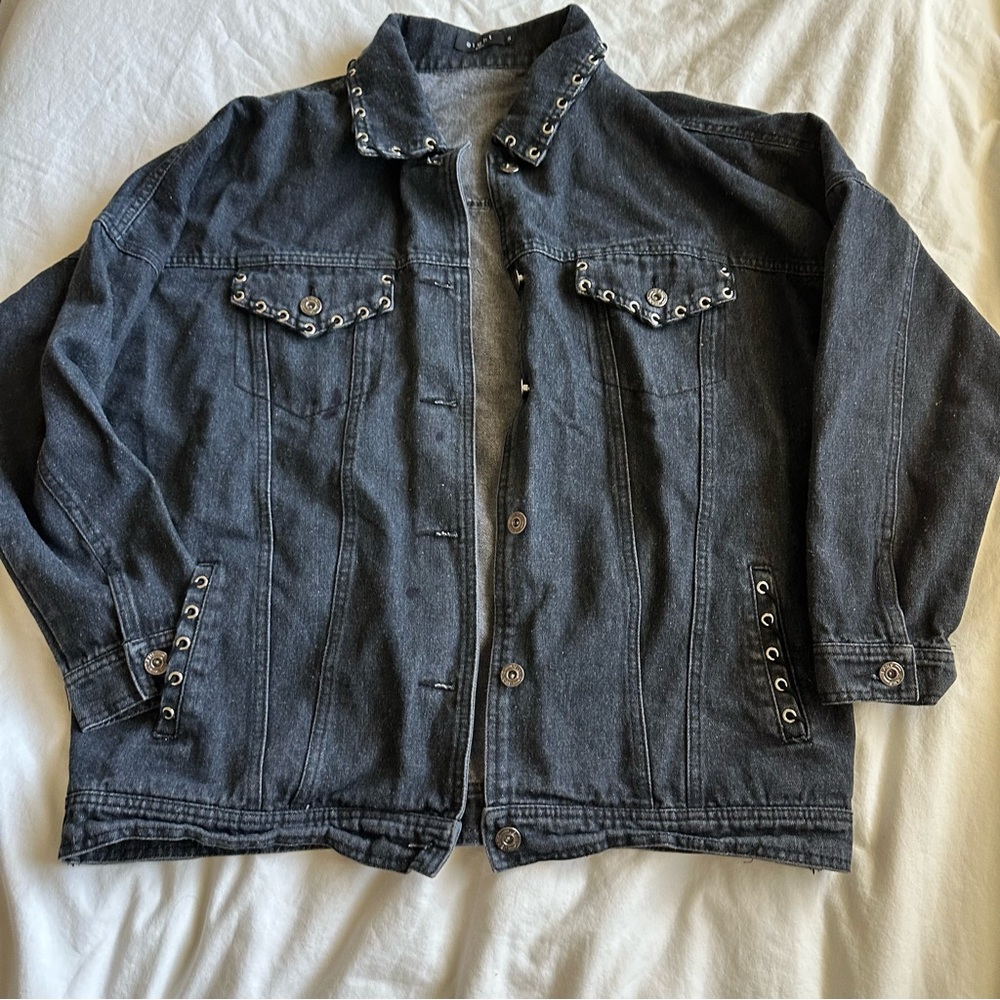 VINTAGE DENIM JACKET